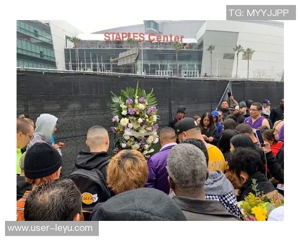 前NBA冠军中锋埃尔登坎贝尔去世享年57岁引发球迷悼念