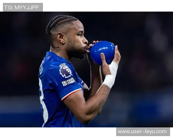 拉什福德重返球队训练场备战切尔西状态回暖信心满满